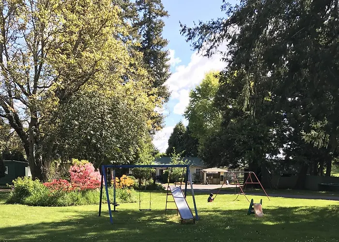 Golden Springs Motel, Holiday Park Motel Rotorua