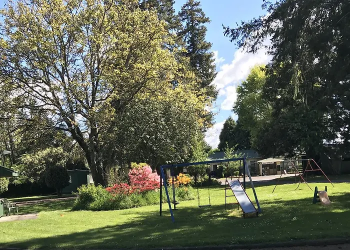 Golden Springs Motel, Holiday Park Rotorua